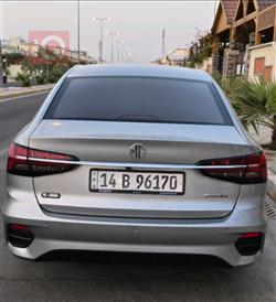MG 5 Plus